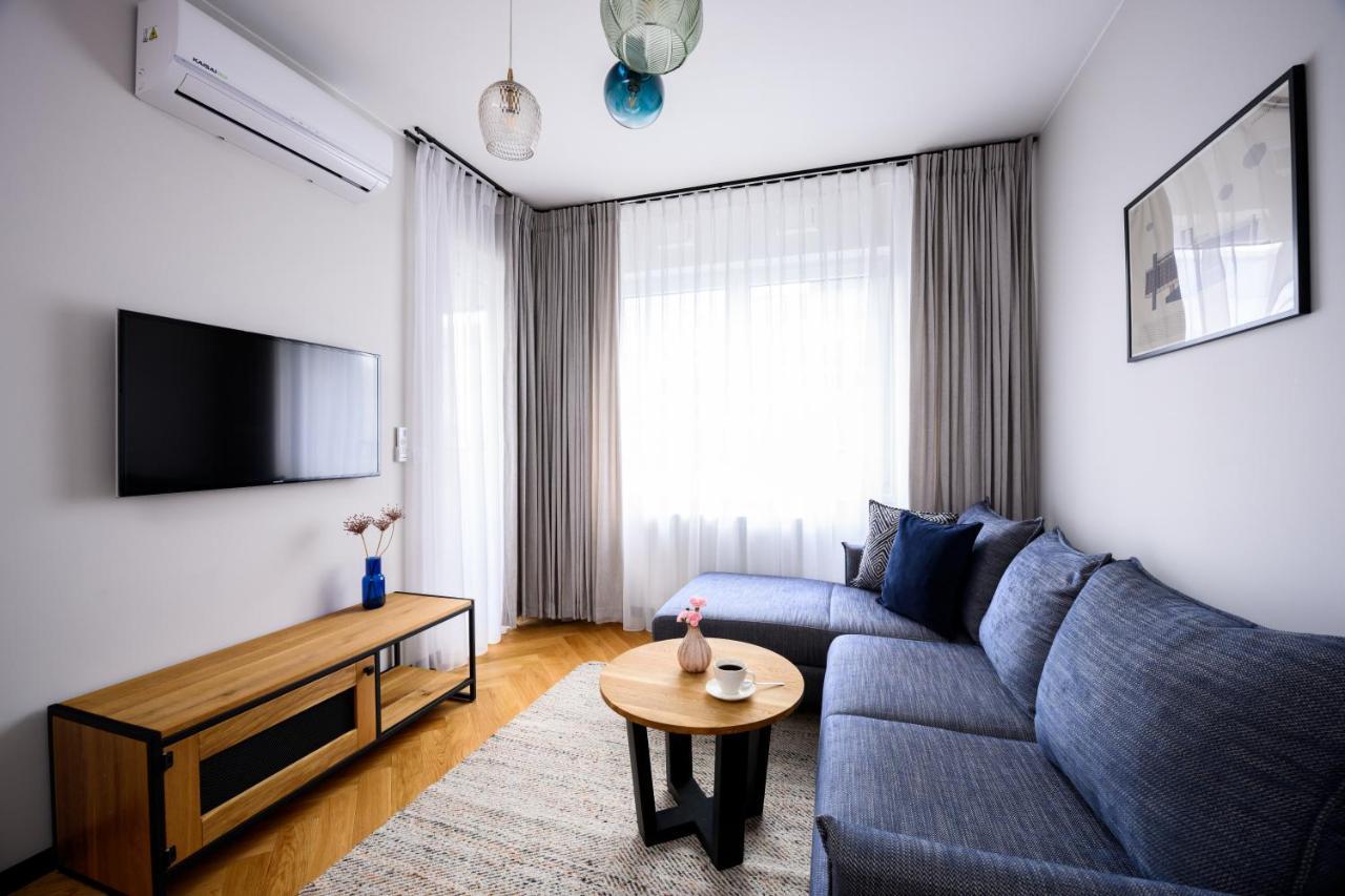 Native Apartments Barska 69 Krakow Bagian luar foto